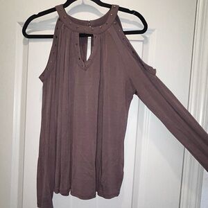 Maurices open shoulder keyhole back top